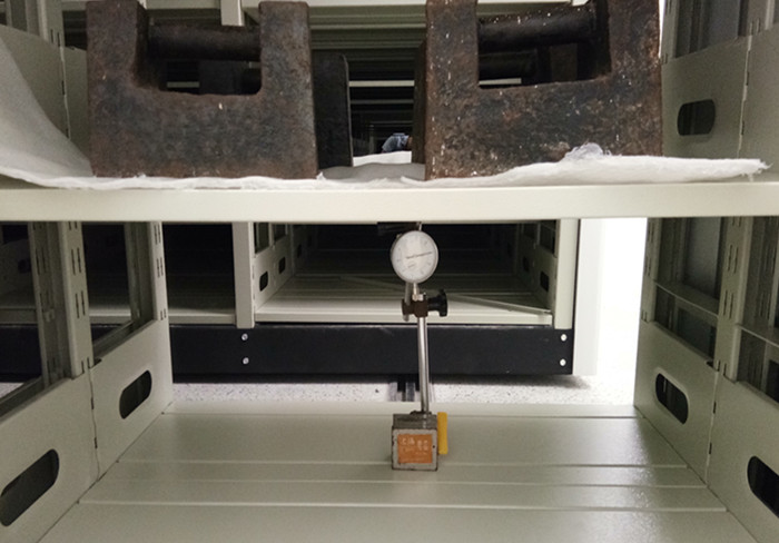 海發(fā)鋼制家具產(chǎn)品有密集架，文件柜，公寓床，更衣柜，活動柜，貨架，醫(yī)用柜等。