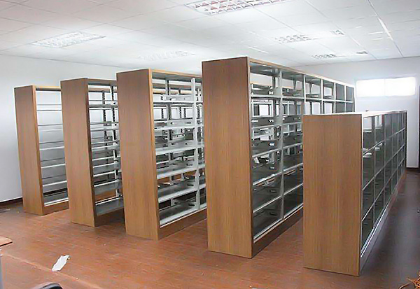 海發(fā)密集柜|書架案例:深圳信息職業(yè)技術(shù)學(xué)院學(xué)生會檔案室 鋼制書架